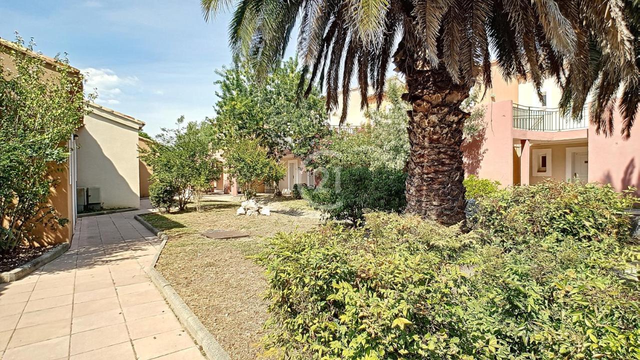 Appartement Village 9 En Residence De Vacances En Camargue Арл Екстериор снимка